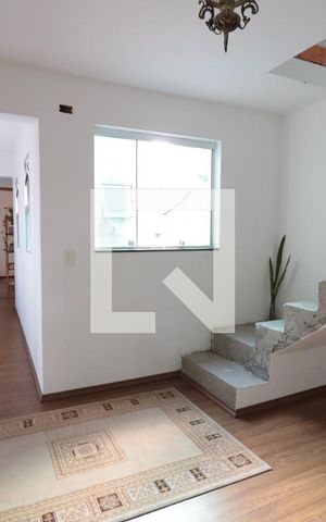 Casa à venda com 350m², 3 quartos e 2 vagasSala 2