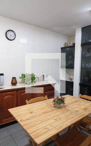Casa à venda com 350m², 3 quartos e 2 vagasCozinha