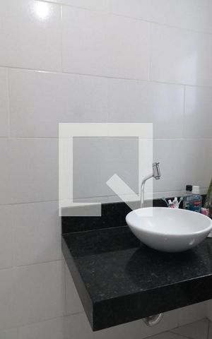 Casa à venda com 350m², 3 quartos e 2 vagasBanheiro Social