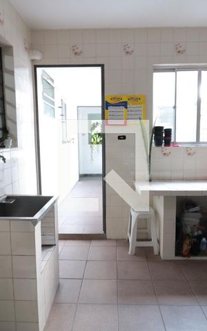 Casa à venda com 350m², 3 quartos e 2 vagasArea de Serviço