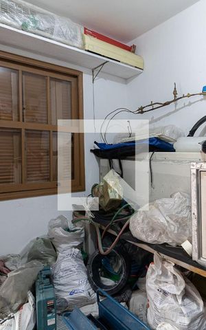Casa à venda com 148m², 2 quartos e 2 vagas Casa à venda com 148m², 2 quartos e 2 vagasQuarto de Serviço