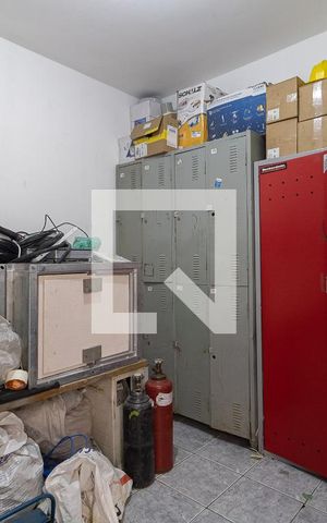 Casa à venda com 148m², 2 quartos e 2 vagas Casa à venda com 148m², 2 quartos e 2 vagasQuarto de Serviço