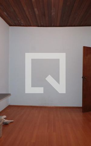 Casa à venda com 200m², 2 quartos e 6 vagasQuarto 3