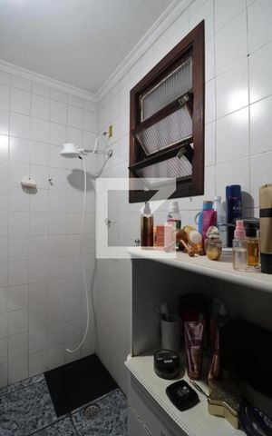 Casa à venda com 200m², 2 quartos e 6 vagasBanheiro Social 2