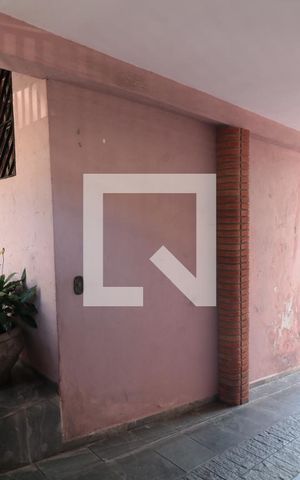 Casa à venda com 200m², 2 quartos e 6 vagasFachada do bloco