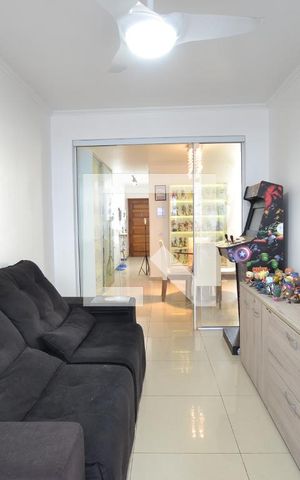 Apartamento à venda com 74m², 1 quarto e sem vagaSala