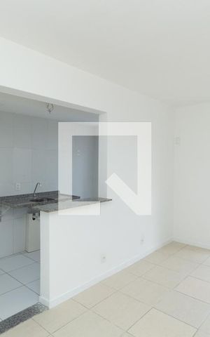 Apartamento à venda com 46m², 2 quartos e 1 vaga Apartamento à venda com 46m², 2 quartos e 1 vagaSala e cozinha