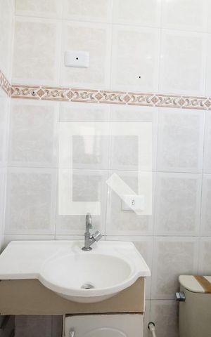 Casa à venda com 288m², 4 quartos e 2 vagas Casa à venda com 288m², 4 quartos e 2 vagasBanheiro