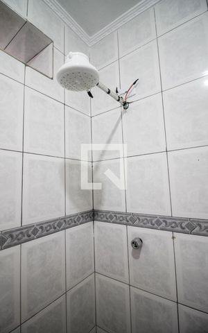 Casa à venda com 288m², 4 quartos e 2 vagas Casa à venda com 288m², 4 quartos e 2 vagasBanheiro