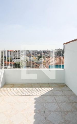 Casa à venda com 288m², 4 quartos e 2 vagas Casa à venda com 288m², 4 quartos e 2 vagasTerraço