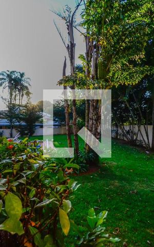 Casa à venda com 420m², 5 quartos e 7 vagas Casa à venda com 420m², 5 quartos e 7 vagasVista da Suíte 2