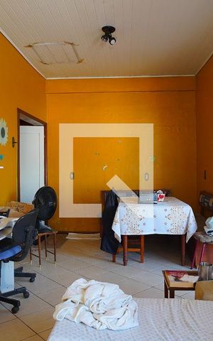 Casa à venda com 240m², 3 quartos e 1 vagaSala - Cozinha