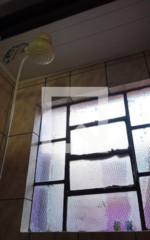 Casa à venda com 240m², 3 quartos e 1 vagaBanheiro