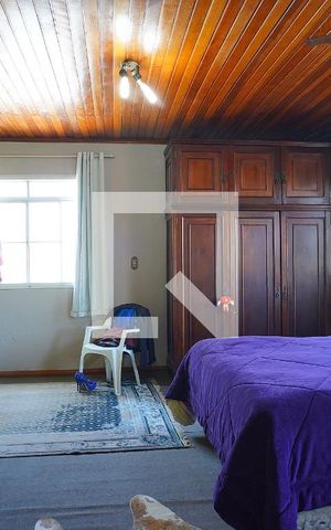 Casa à venda com 240m², 3 quartos e 1 vagaSuíte