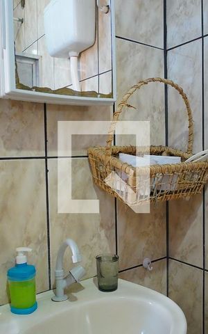 Casa à venda com 240m², 3 quartos e 1 vagaBanheiro 2