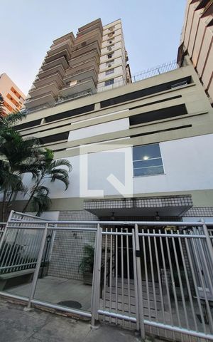 Apartamento para alugar com 70m², 2 quartos e 1 vagaFachada
