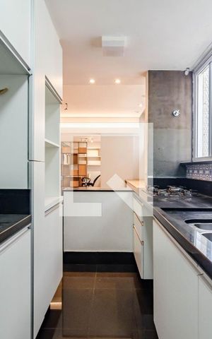 Apartamento à venda com 84m², 2 quartos e 1 vaga Apartamento à venda com 84m², 2 quartos e 1 vagaCozinha