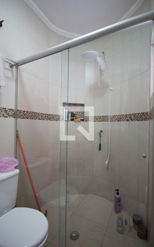 Casa à venda com 126m², 3 quartos e 3 vagasBanheiro da Suíte