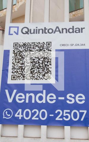 Casa à venda com 126m², 3 quartos e 3 vagasFachada