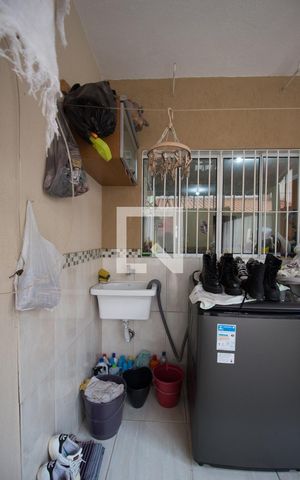 Casa à venda com 126m², 3 quartos e 3 vagasLavanderia