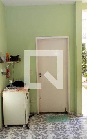 Casa à venda com 300m², 4 quartos e 2 vagasÁrea de Serviço
