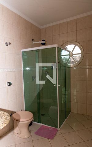 Casa à venda com 300m², 4 quartos e 2 vagasBanheiro Social
