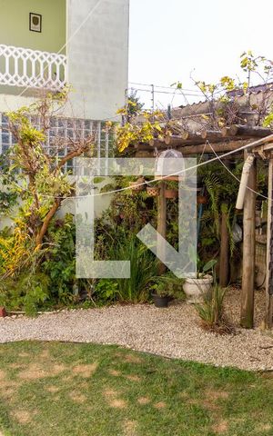 Casa à venda com 300m², 4 quartos e 2 vagasQuintal