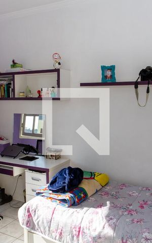 Casa à venda com 300m², 4 quartos e 2 vagasQuarto 3
