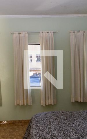Casa à venda com 300m², 4 quartos e 2 vagasQuarto Suíte