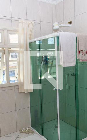 Casa à venda com 300m², 4 quartos e 2 vagasBanheiro da Suíte