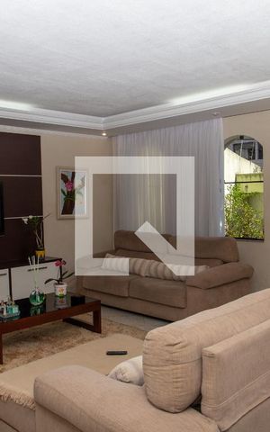 Casa à venda com 300m², 4 quartos e 2 vagasSala de Estar
