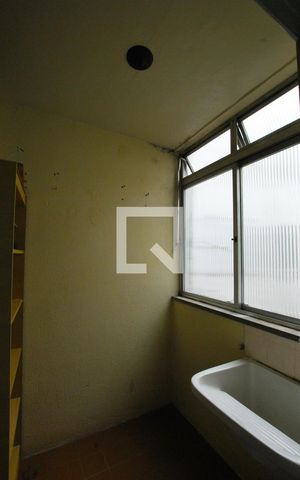 Apartamento para alugar com 55m², 2 quartos e sem vagaÁrea de Serviço