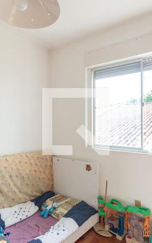 Casa à venda com 315m², 5 quartos e 3 vagas Casa à venda com 315m², 5 quartos e 3 vagasQuarto 2