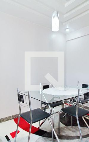 Apartamento à venda com 198m², 4 quartos e 4 vagas Apartamento à venda com 198m², 4 quartos e 4 vagasCopa