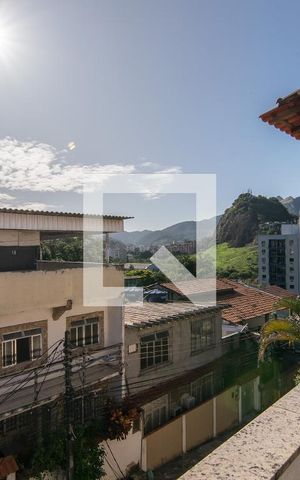 Casa para alugar com 220m², 2 quartos e 1 vaga Casa para alugar com 220m², 2 quartos e 1 vagaVaranda