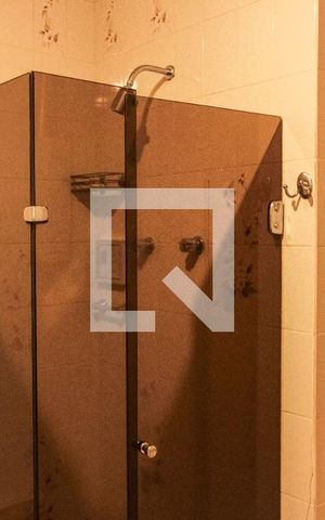Apartamento à venda com 220m², 3 quartos e 1 vaga Apartamento à venda com 220m², 3 quartos e 1 vagaBanheiro 1