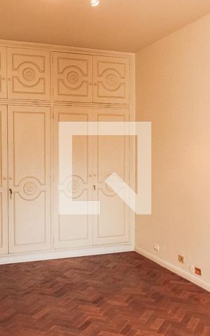 Apartamento à venda com 220m², 3 quartos e 1 vaga Apartamento à venda com 220m², 3 quartos e 1 vagaQuarto 3