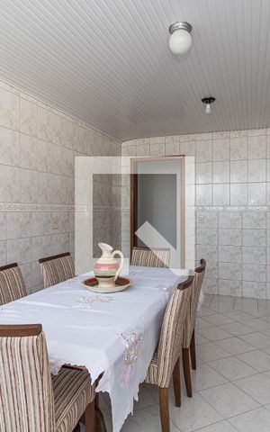 Casa à venda com 300m², 4 quartos e 3 vagasCozinha
