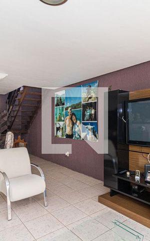 Casa à venda com 300m², 4 quartos e 3 vagasSala