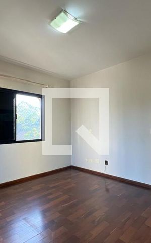 Apartamento para alugar com 240m², 4 quartos e 4 vagas Apartamento para alugar com 240m², 4 quartos e 4 vagasSuíte 1