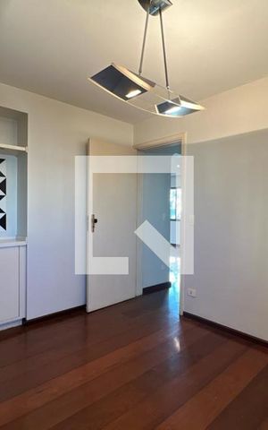 Apartamento para alugar com 240m², 4 quartos e 4 vagas Apartamento para alugar com 240m², 4 quartos e 4 vagasCopa