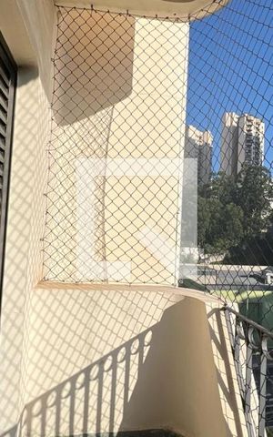 Apartamento para alugar com 240m², 4 quartos e 4 vagas Apartamento para alugar com 240m², 4 quartos e 4 vagasSuíte 3 - Sacada