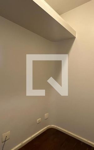 Apartamento para alugar com 240m², 4 quartos e 4 vagas Apartamento para alugar com 240m², 4 quartos e 4 vagasQuarto de Serviço 1