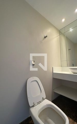 Apartamento para alugar com 240m², 4 quartos e 4 vagas Apartamento para alugar com 240m², 4 quartos e 4 vagasLavabo