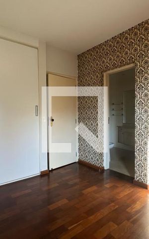 Apartamento para alugar com 240m², 4 quartos e 4 vagas Apartamento para alugar com 240m², 4 quartos e 4 vagasSuíte 3