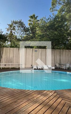 Apartamento para alugar com 240m², 4 quartos e 4 vagas Apartamento para alugar com 240m², 4 quartos e 4 vagasÁrea comum - Piscina