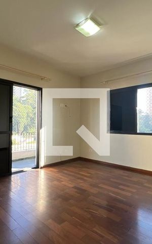 Apartamento para alugar com 240m², 4 quartos e 4 vagas Apartamento para alugar com 240m², 4 quartos e 4 vagasSuíte 1
