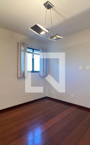 Apartamento para alugar com 240m², 4 quartos e 4 vagas Apartamento para alugar com 240m², 4 quartos e 4 vagasCopa