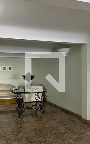 Apartamento para alugar com 240m², 4 quartos e 4 vagas Apartamento para alugar com 240m², 4 quartos e 4 vagasHall Social