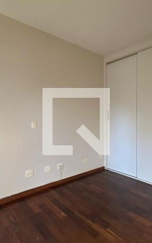 Apartamento para alugar com 240m², 4 quartos e 4 vagas Apartamento para alugar com 240m², 4 quartos e 4 vagasSuíte 3